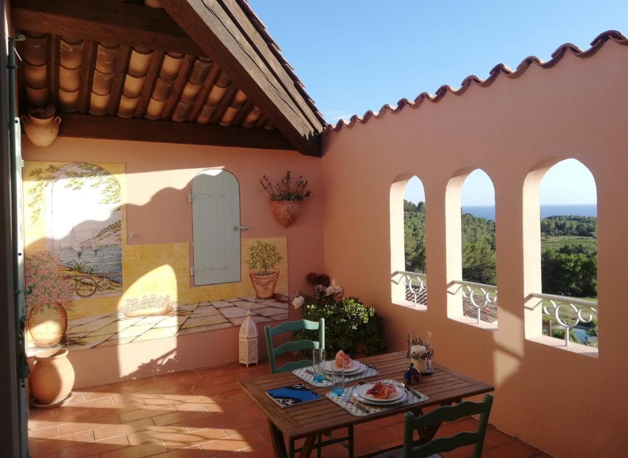 Hameau Des Amandiers - Vue Mer, Golf Et Vignes Apartamento Saint-Cyr-sur-Mer Exterior foto