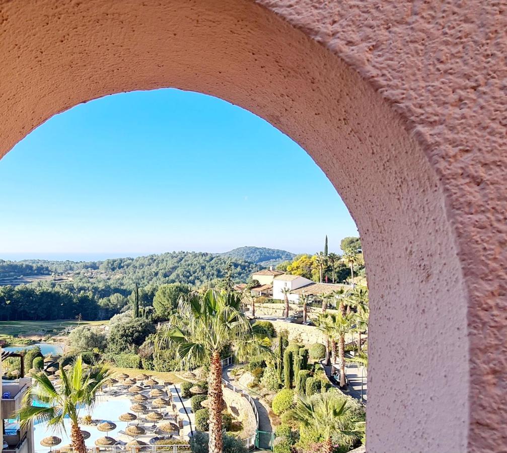 Hameau Des Amandiers - Vue Mer, Golf Et Vignes Apartamento Saint-Cyr-sur-Mer Exterior foto
